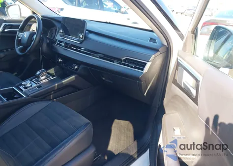 2024 Mitsubishi Outlander Se 2.5 S-Awc/Se Black Edition S-Awc/Se Black Edition W/Pano Roof S-Awc/Se Ralliart S-Awc from USA, damaged, VIN JA4J4VA87RZ083973